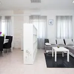 House Kala Semesterbostad